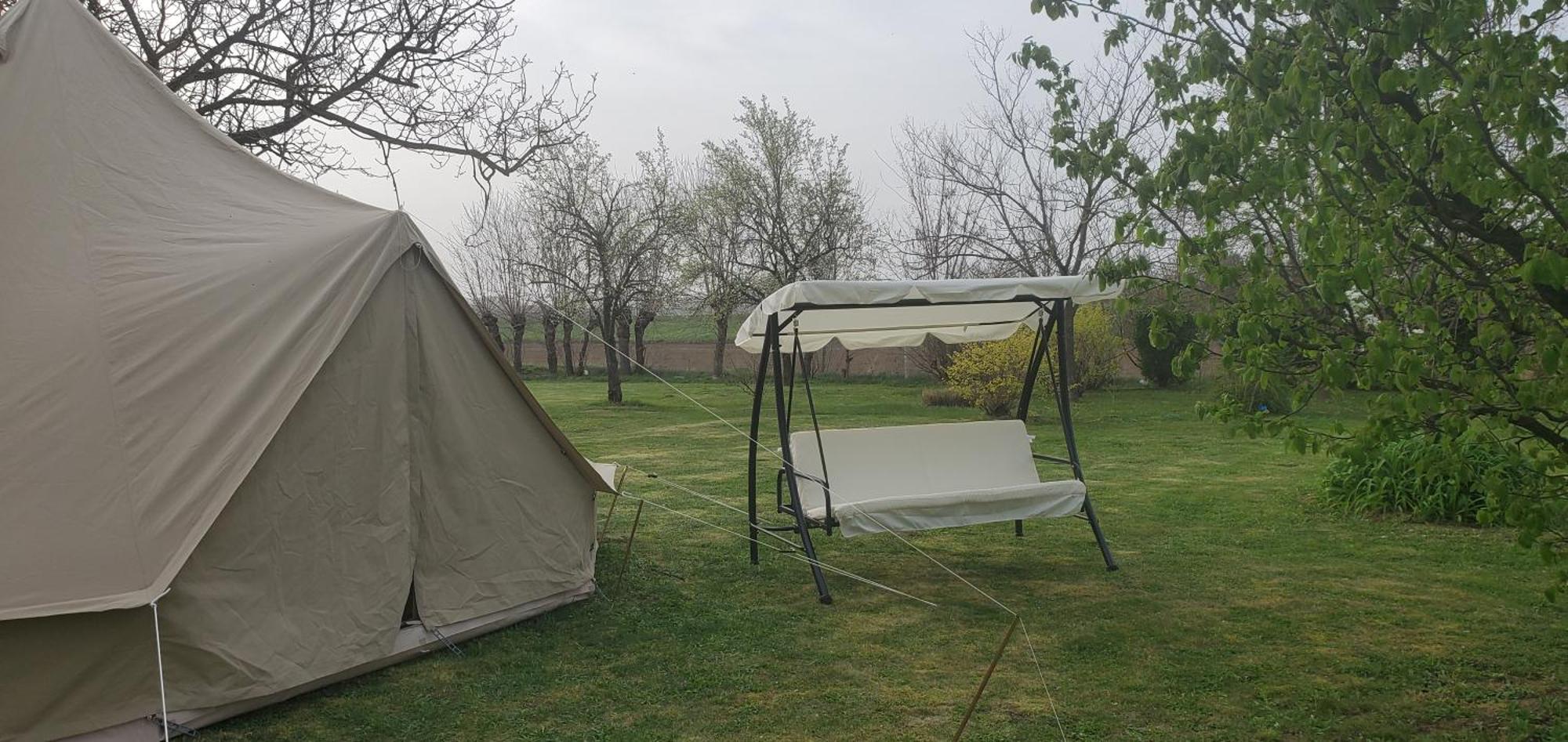 Розкішний намет Tiszaglamping, The Belgian Hideaway Tiszacsege